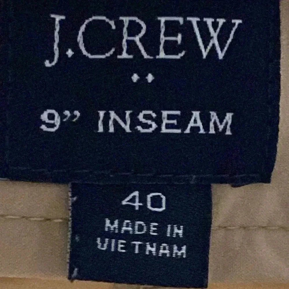 J CREW FACTORY MENS SIZE 40, 9” INSEAM TAN  SNAP ZIP FRONT CLOSE POCKETS… - Picture 11 of 13